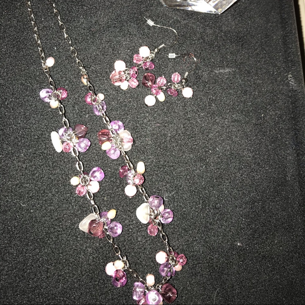 Premier Designs Necklace and Earrings Set